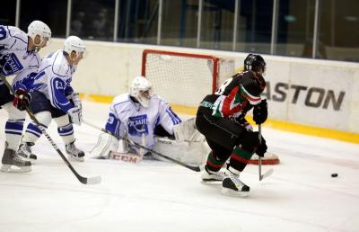 ХК «Рязань» в Альметьевске выиграл у «Нефтяника»